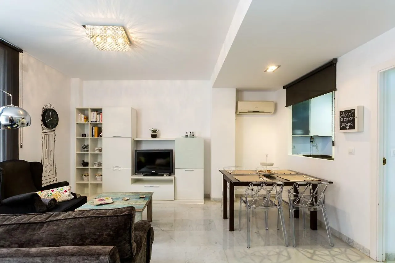 Lr2 Private Terrace & Parking Right In The City Center Seville