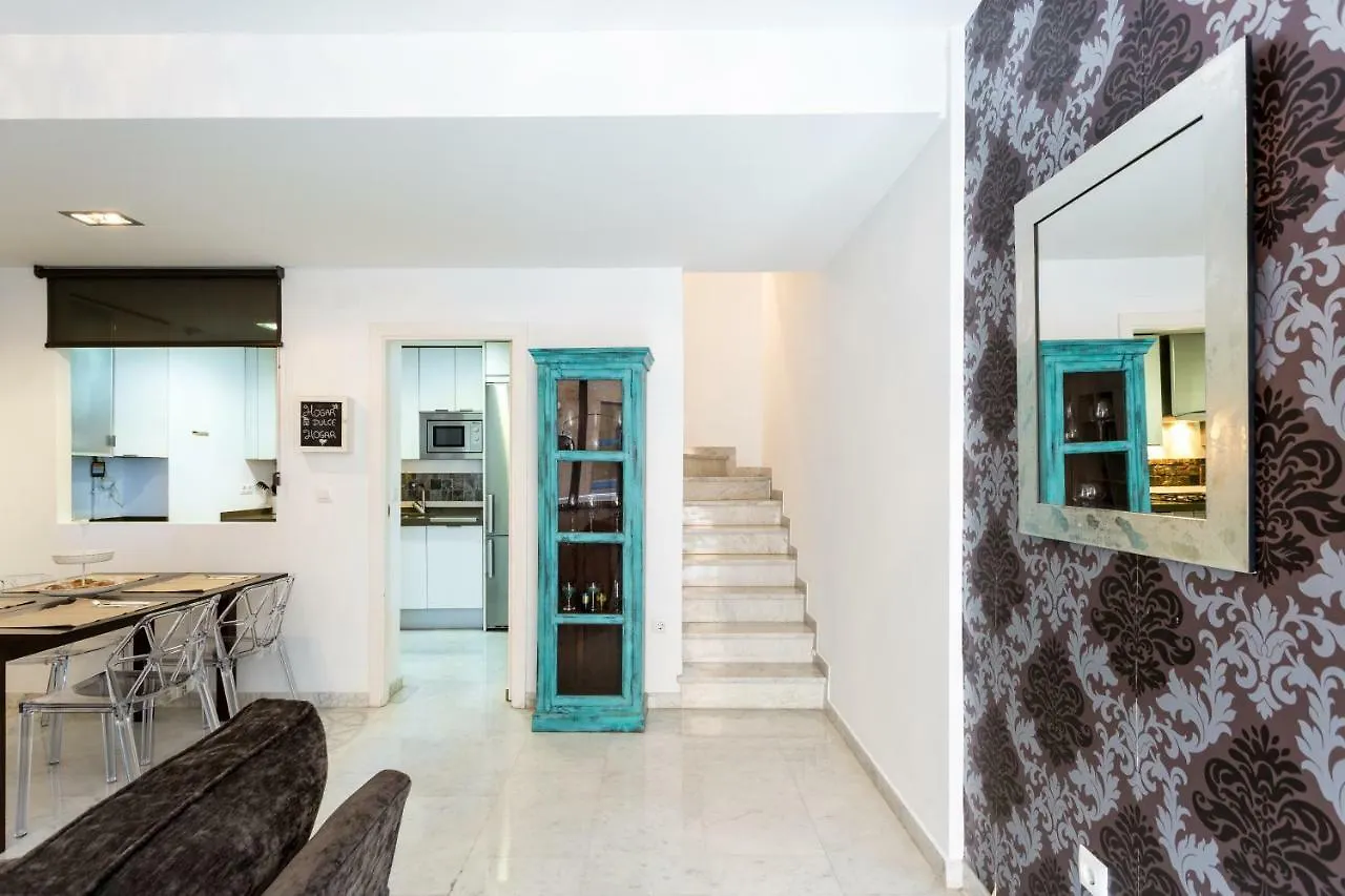 Lr2 Private Terrace & Parking Right In The City Center Seville Spain