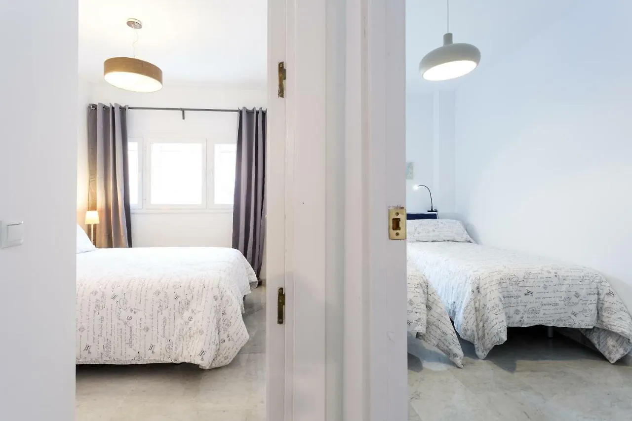Lr2 Private Terrace & Parking Right In The City Center Seville