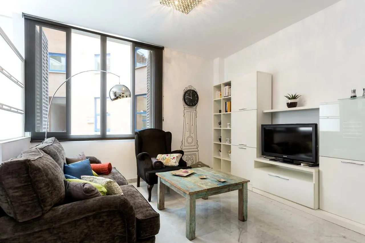 Appartement Lr2 Private Terrace & Parking Right In The City Center Séville